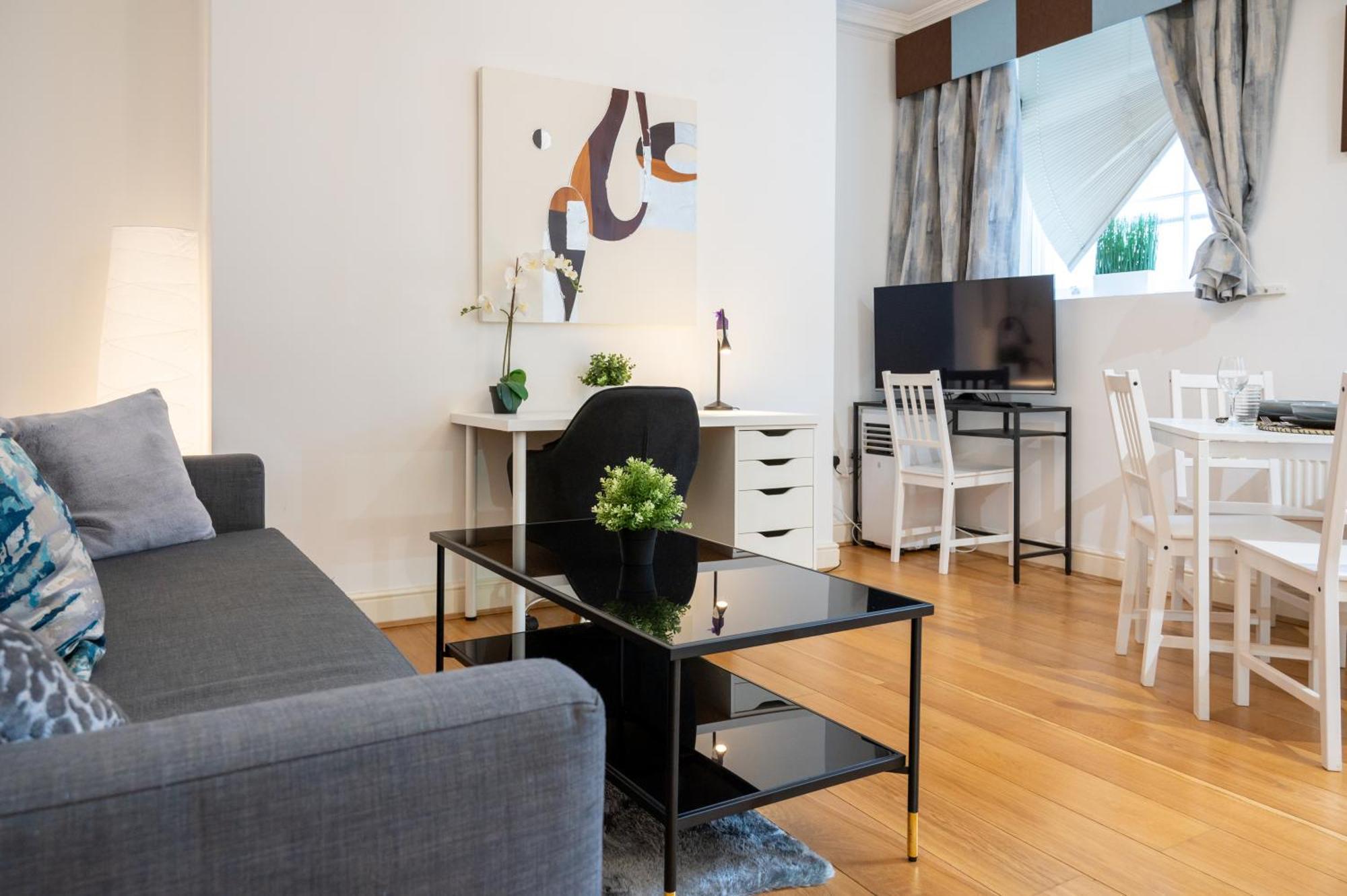 Covent Garden City Escape Flat ลอนดอน ภายนอก รูปภาพ