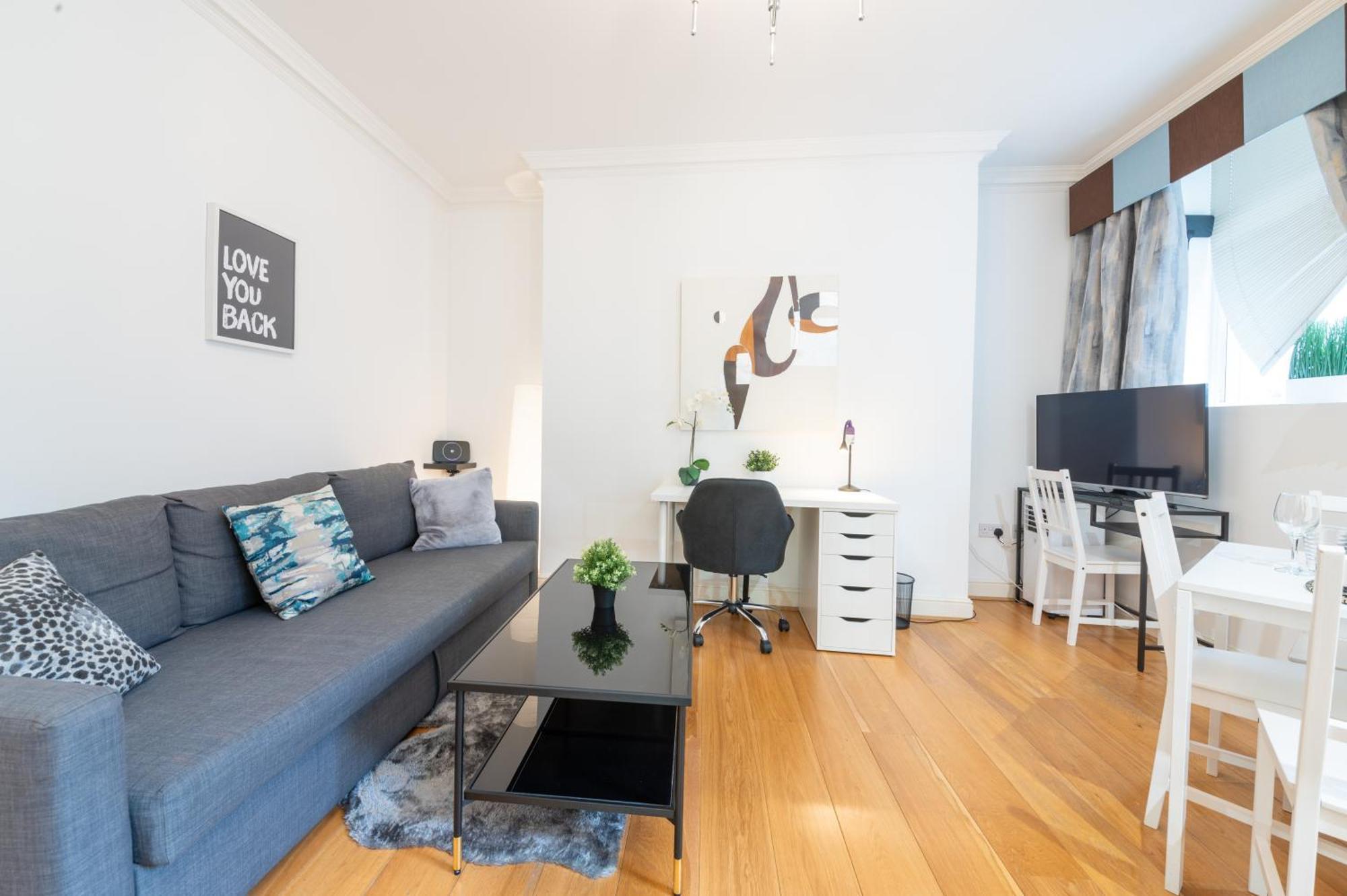 Covent Garden City Escape Flat ลอนดอน ภายนอก รูปภาพ