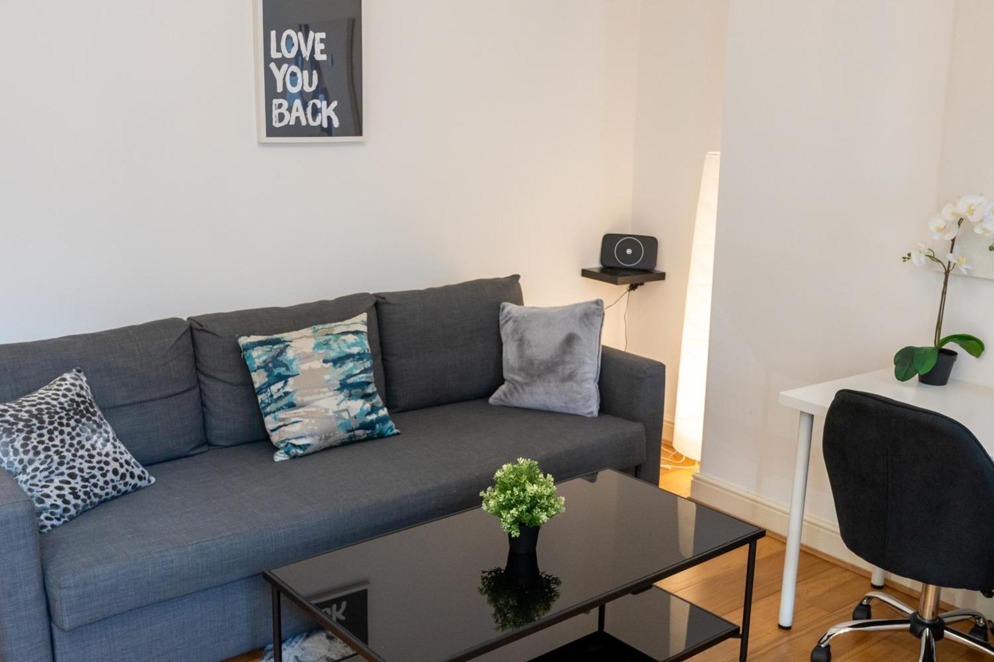 Covent Garden City Escape Flat ลอนดอน ภายนอก รูปภาพ